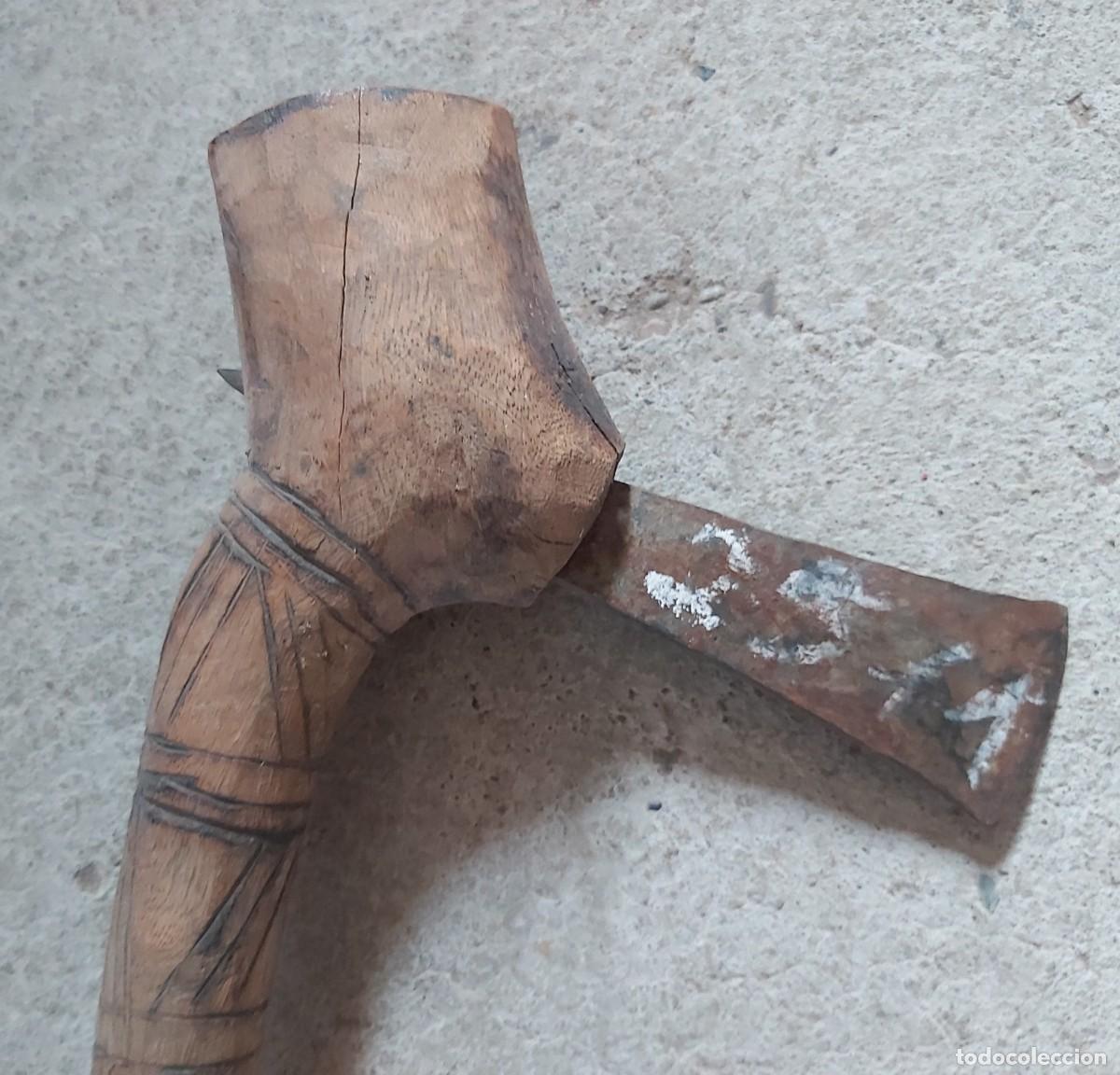 Antig&uuml;edades: Hacha &eacute;tnica, mide 37 cm - Foto 2