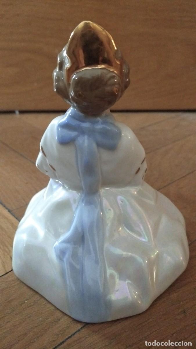 Antig&uuml;edades: Figura fallera de porcelana - Foto 2