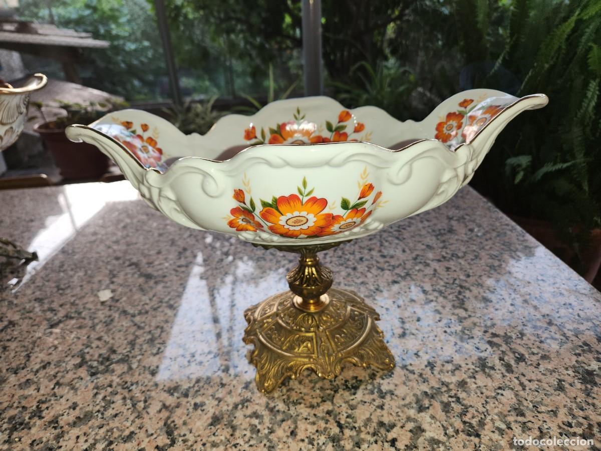 Antig&uuml;edades: Centro de mesa de porcelana - Foto 1