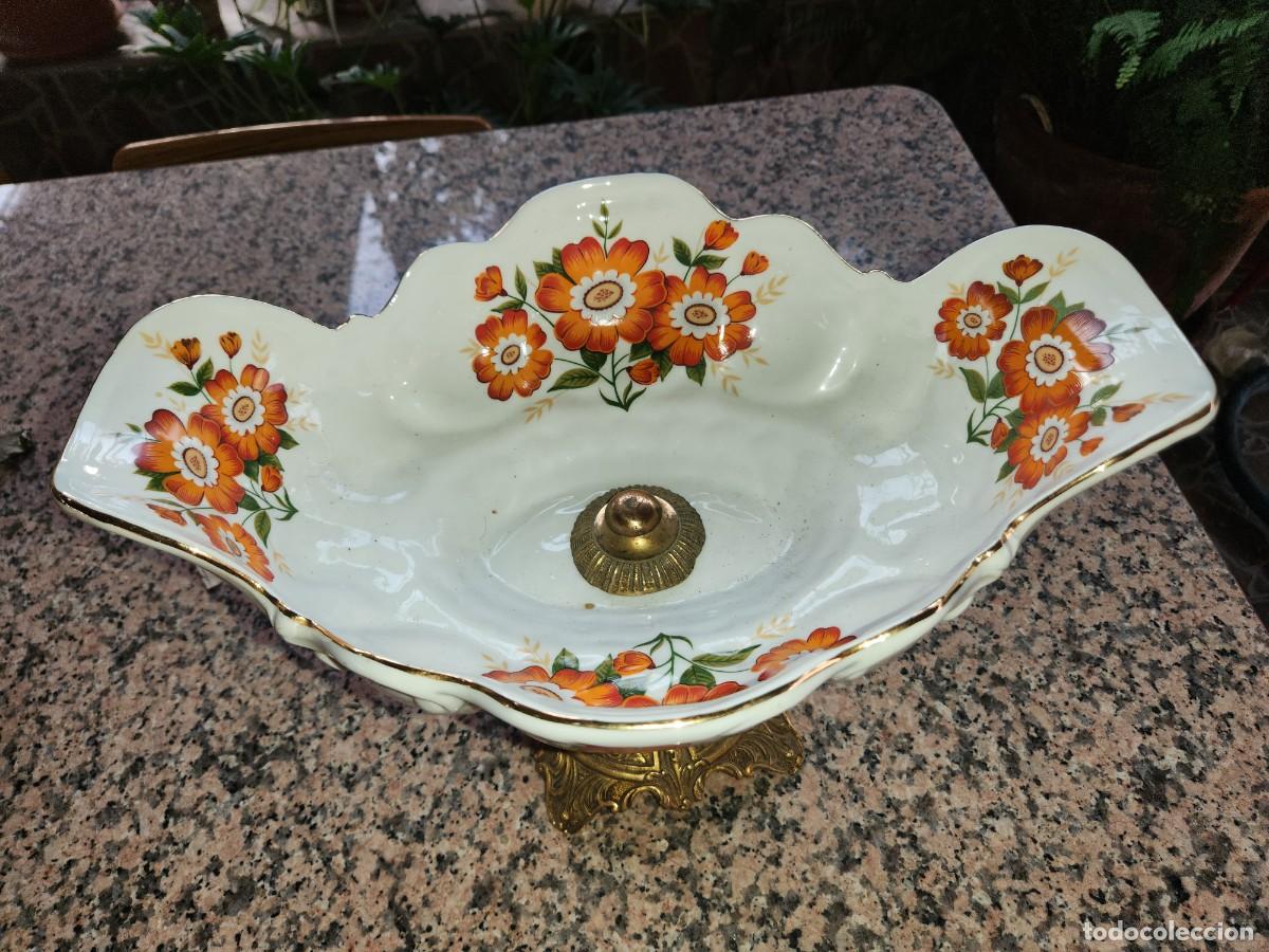 Antig&uuml;edades: Centro de mesa de porcelana - Foto 2