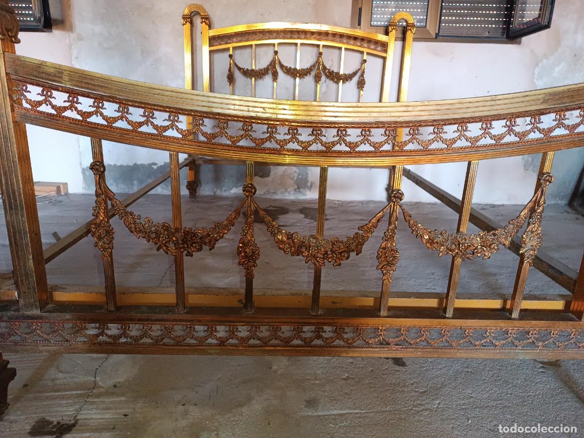 Antig&uuml;edades: Cama de bronce antigua - Foto 1