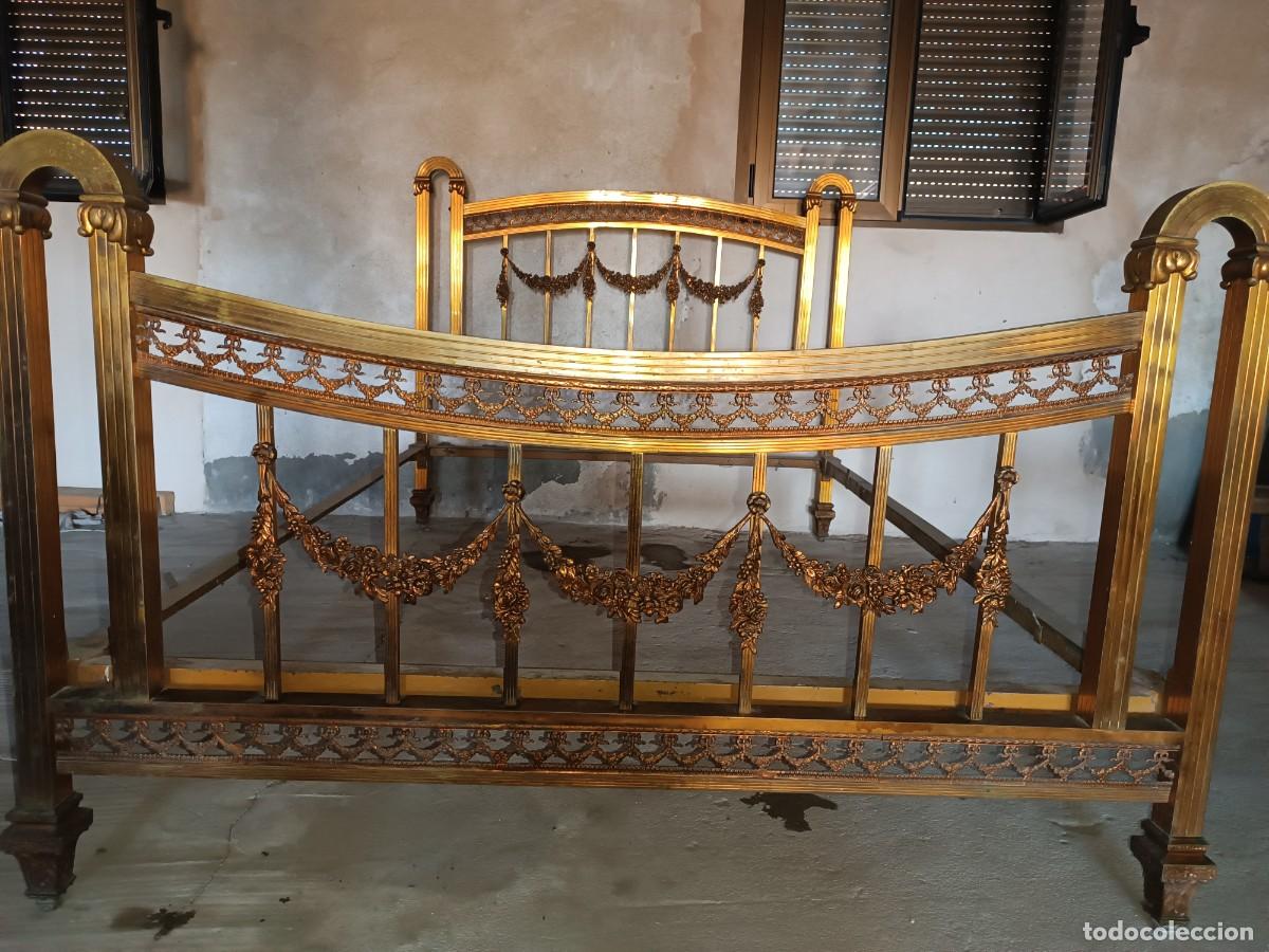 Antig&uuml;edades: Cama de bronce antigua - Foto 4