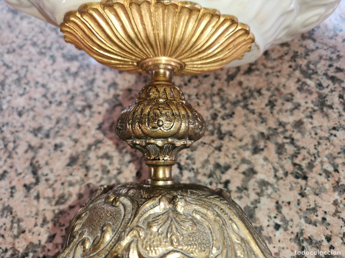 Antig&uuml;edades: Centro de mesa de porcelana - Foto 4