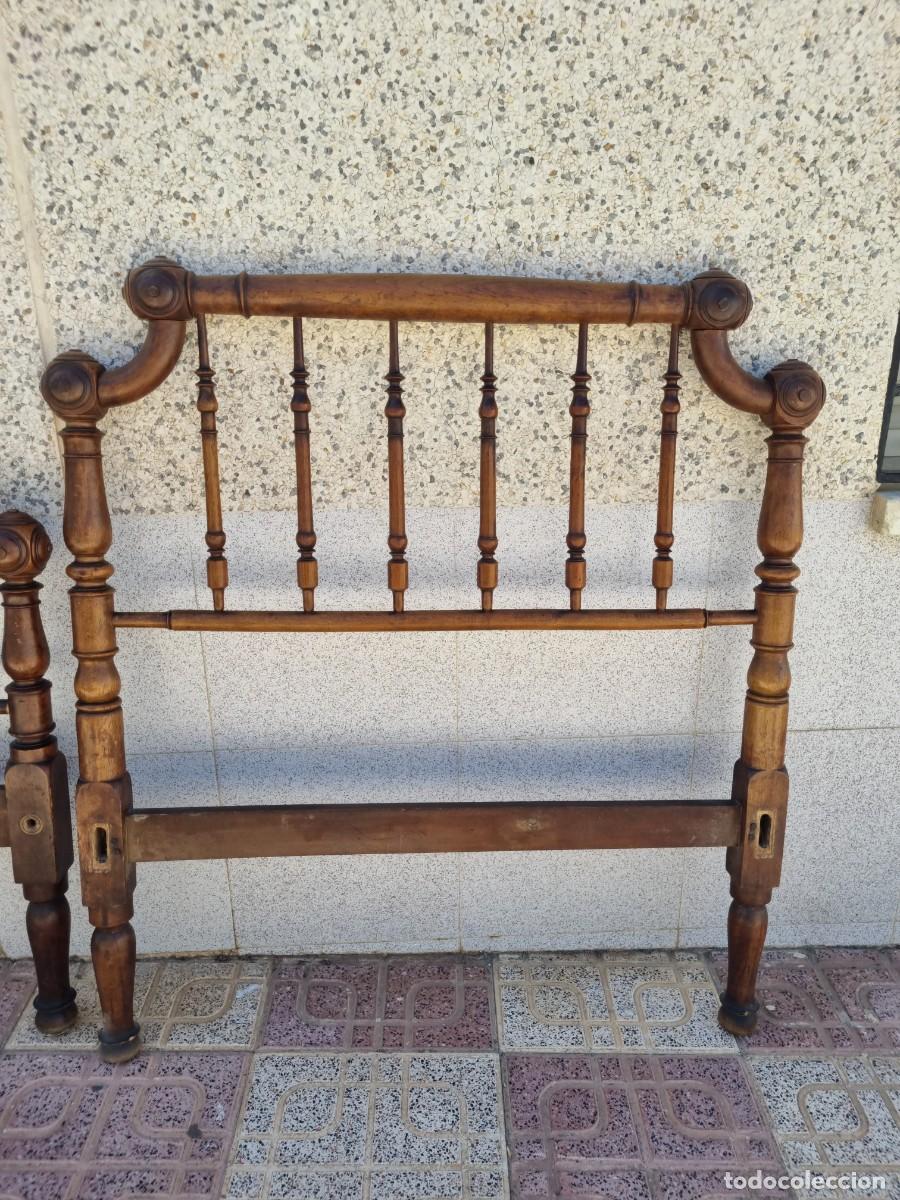 Antig&uuml;edades: Antigua cama isabelina . - Foto 2