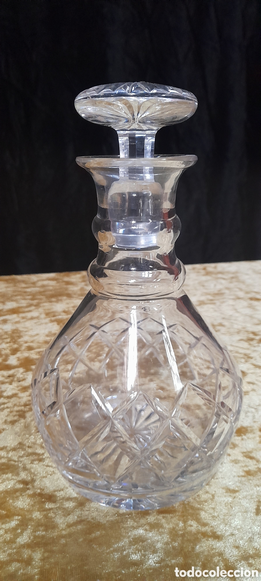 Antig&uuml;edades: Licorera de cristal tallado. - Foto 3