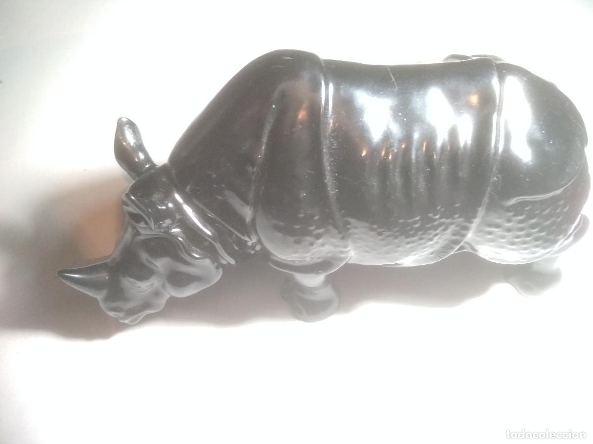 Antig&uuml;edades: Rinoceronte de porcelana - Foto 3