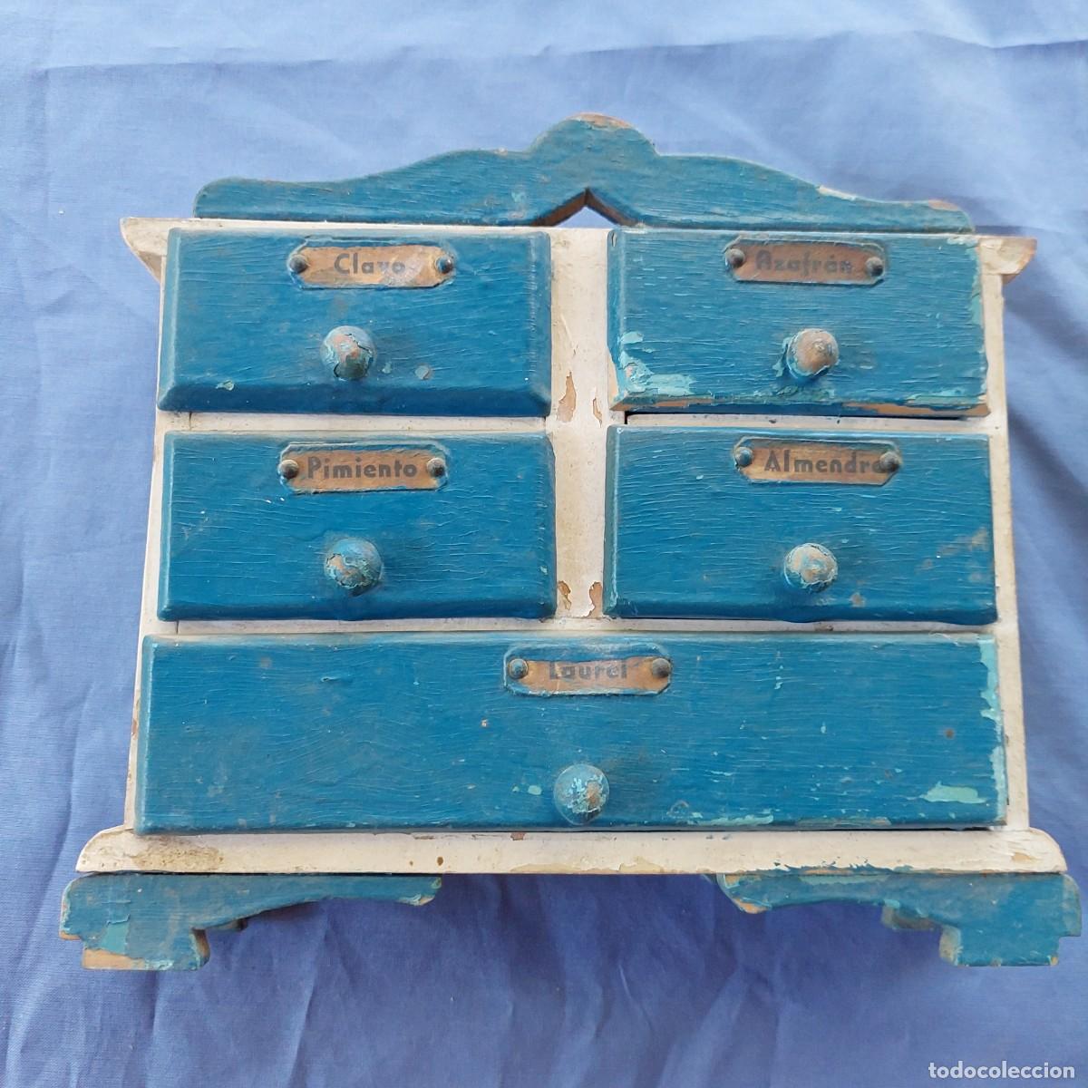 Antig&uuml;edades: Antiguo especiero cajonera de cocina - Foto 1