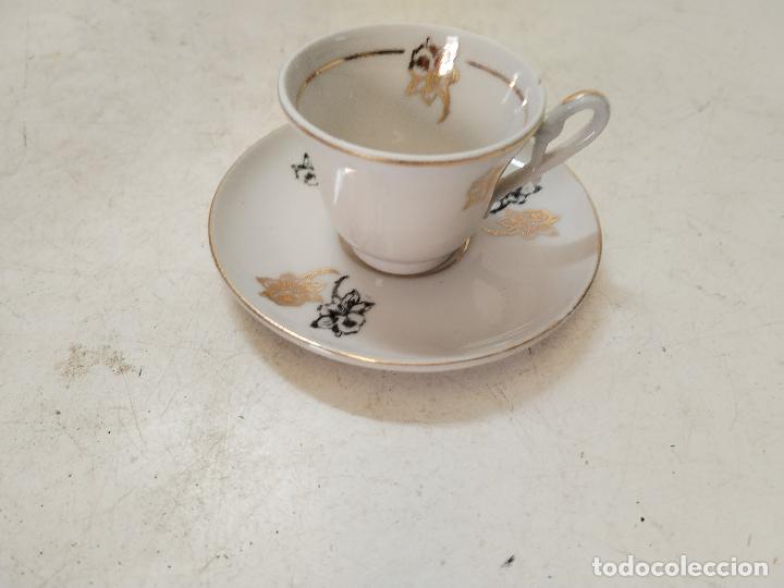 Antig&uuml;edades: plato y taza de coleccion - Foto 3