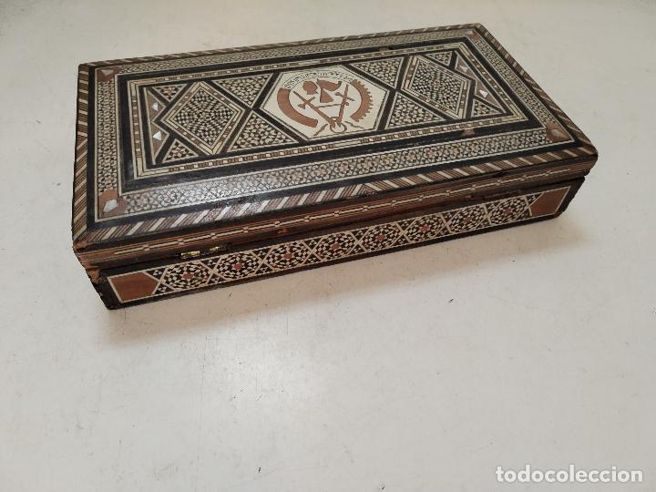 Antig&uuml;edades: caja marqueteria arabe - Foto 3