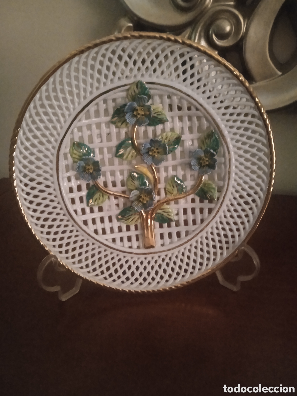 Antig&uuml;edades: Plato porcelana labrada - Foto 3