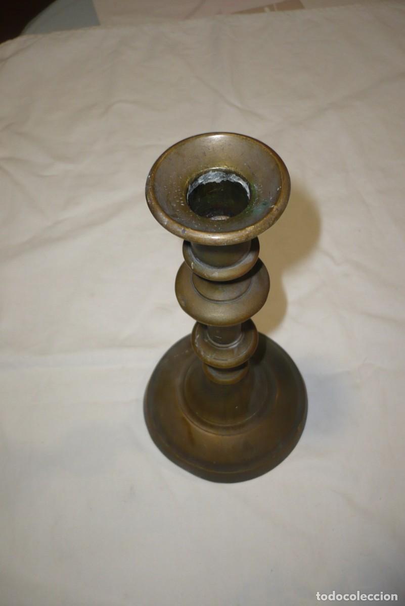 Antig&uuml;edades: Antiguo Portavela - Candelabro. - Foto 3