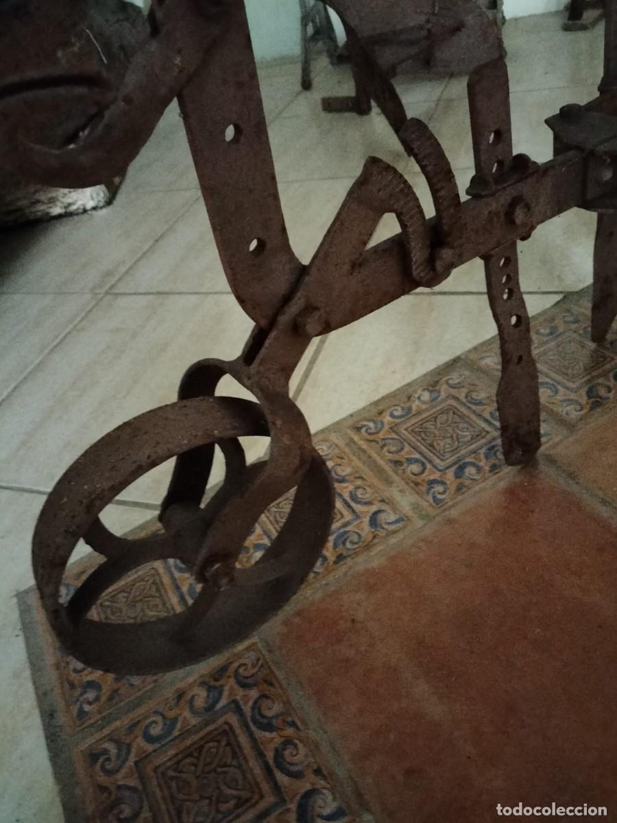 Antig&uuml;edades: ARADO DE HIERRO (SOLO RECOGIDA LOCAL) - Foto 6