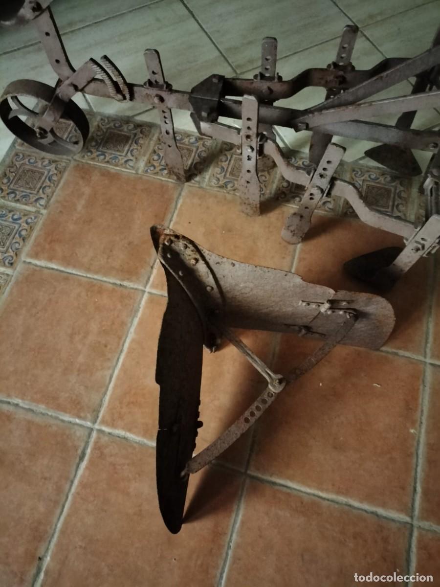 Antig&uuml;edades: ARADO DE HIERRO (SOLO RECOGIDA LOCAL) - Foto 1