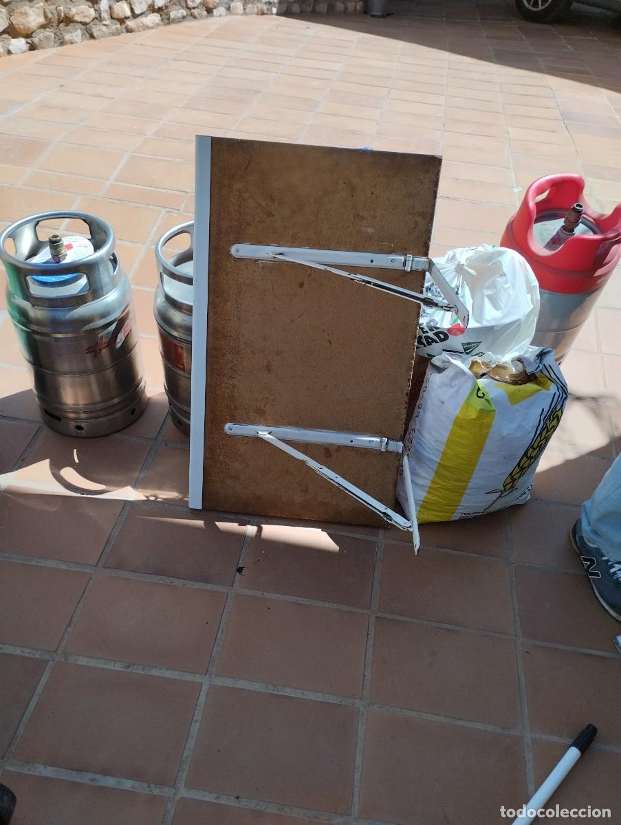 Antig&uuml;edades: Mesa abatible para trabajos de bricolage. - Foto 2