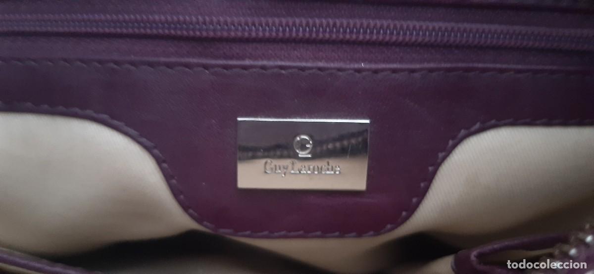 Antig&uuml;edades: BOLSO DE PIEL BURDEOS DE GUY LAROCHE. - Foto 4