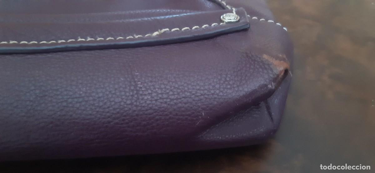 Antig&uuml;edades: BOLSO DE PIEL BURDEOS DE GUY LAROCHE. - Foto 7