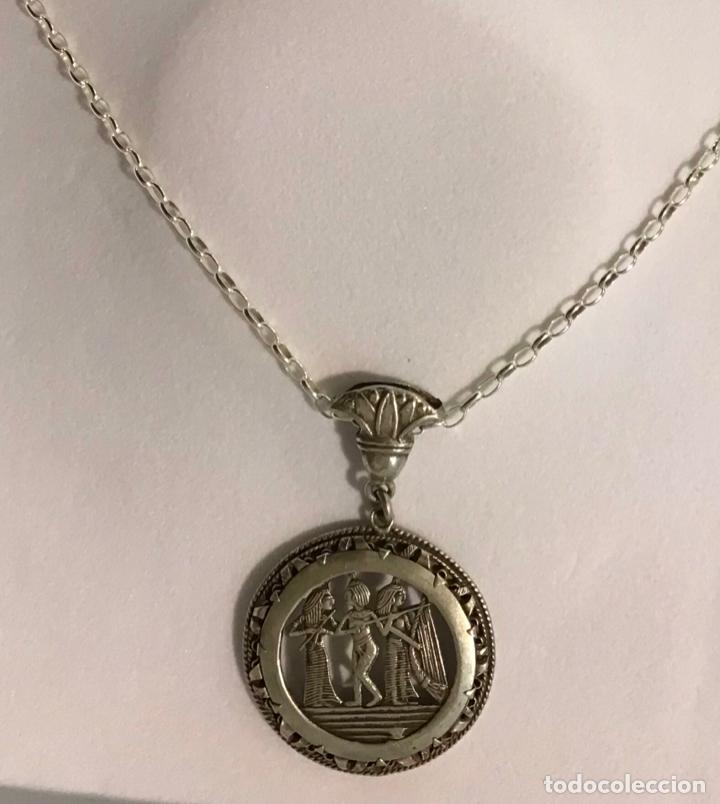 Antig&uuml;edades: COLGANTE EGIPCIO DE PLATA - Foto 3