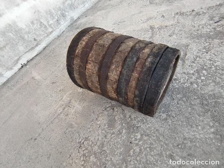 Antig&uuml;edades: antiguo barril tonel cono - Foto 3