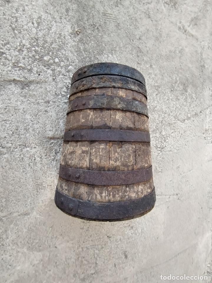 Antig&uuml;edades: antiguo barril tonel cono - Foto 7