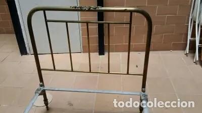 Antig&uuml;edades: Cama de laton - Foto 1
