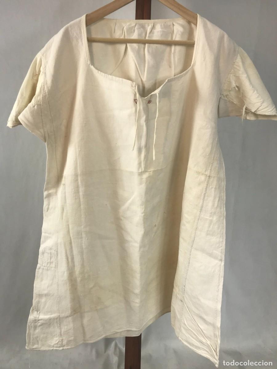 Antig&uuml;edades: ANTIGUA CAMISA DE LINO - Foto 1