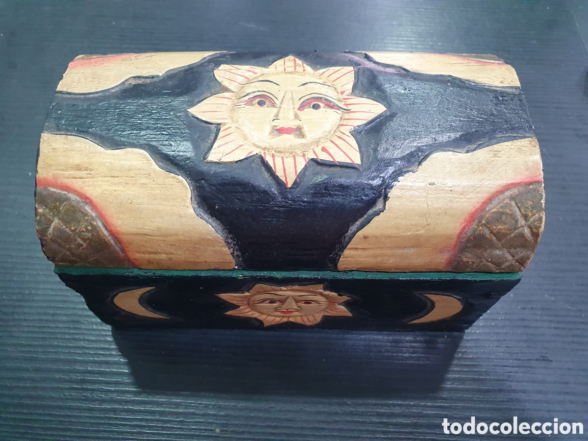 Antig&uuml;edades: Cofre de madera pintado a mano. (L58) - Foto 1