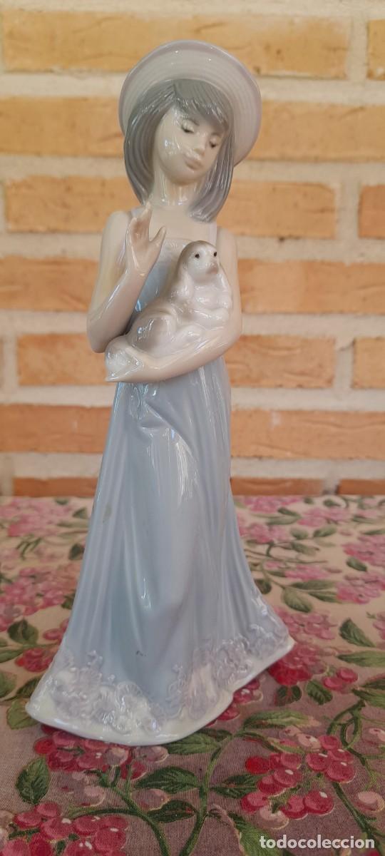 Antig&uuml;edades: FIGURA NI&Ntilde;A CON PERRITO LLADR&Oacute; - Foto 2