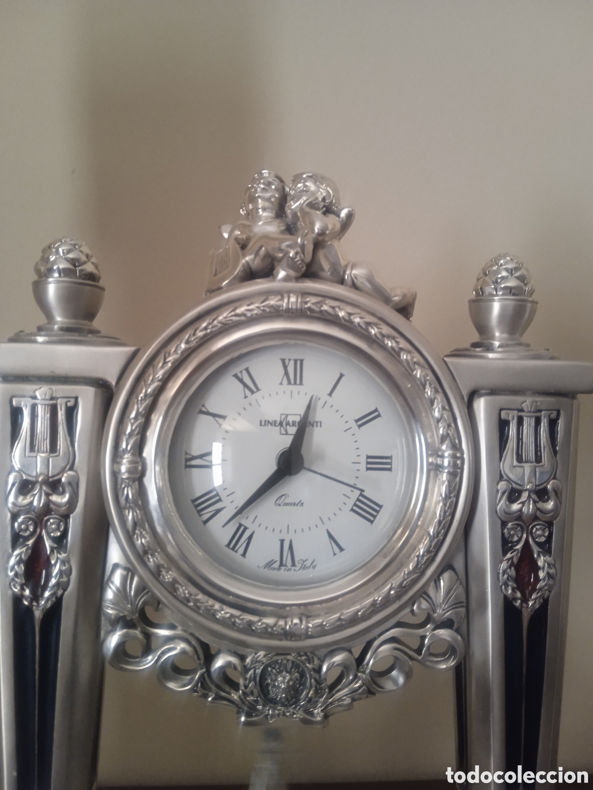 Antig&uuml;edades: Reloj sobremesa y candelabros - Foto 2