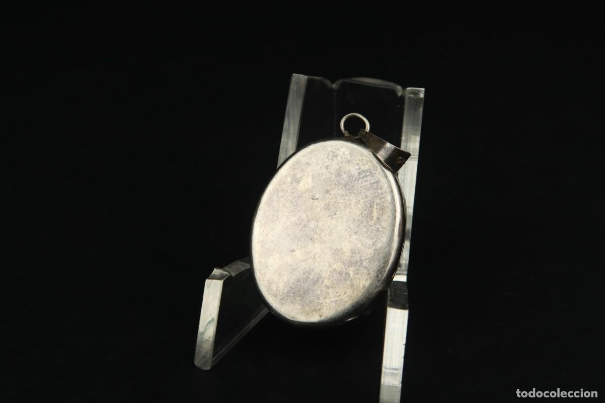 Antig&uuml;edades: Antigua Medalla Religiosa de Plata - Foto 4