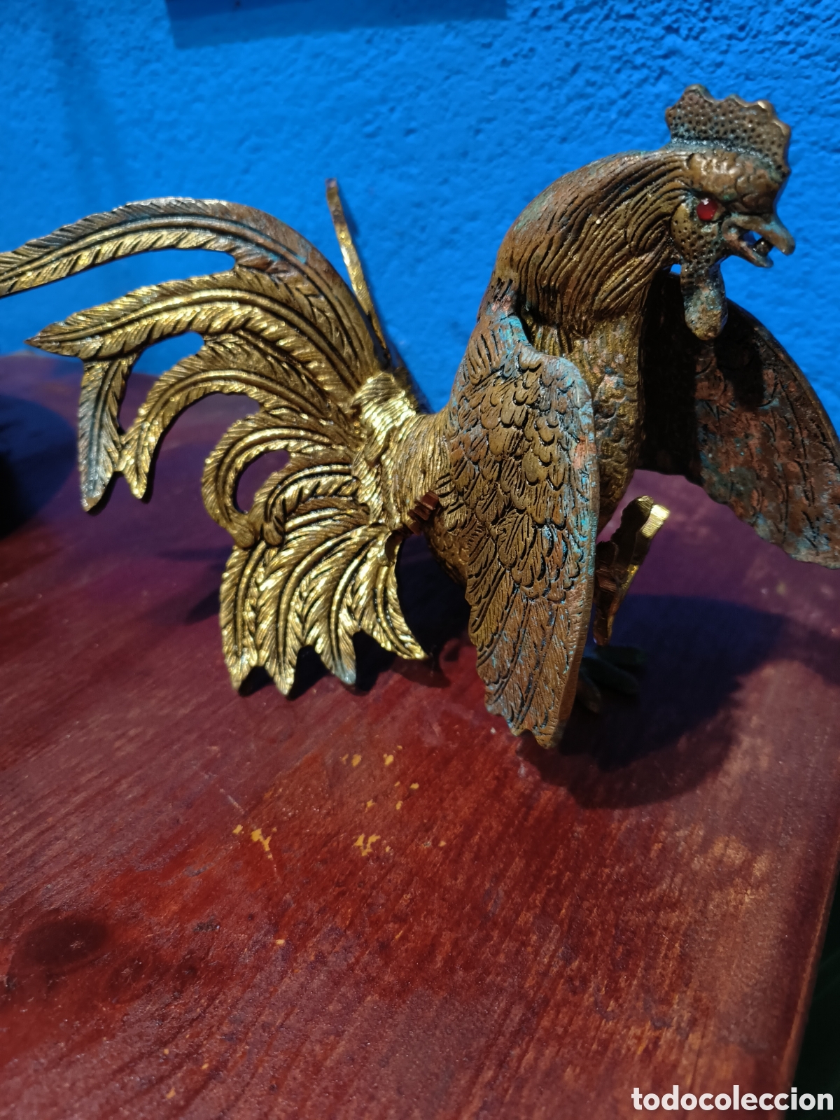 Antig&uuml;edades: Gallo de pelea de laton - Foto 2