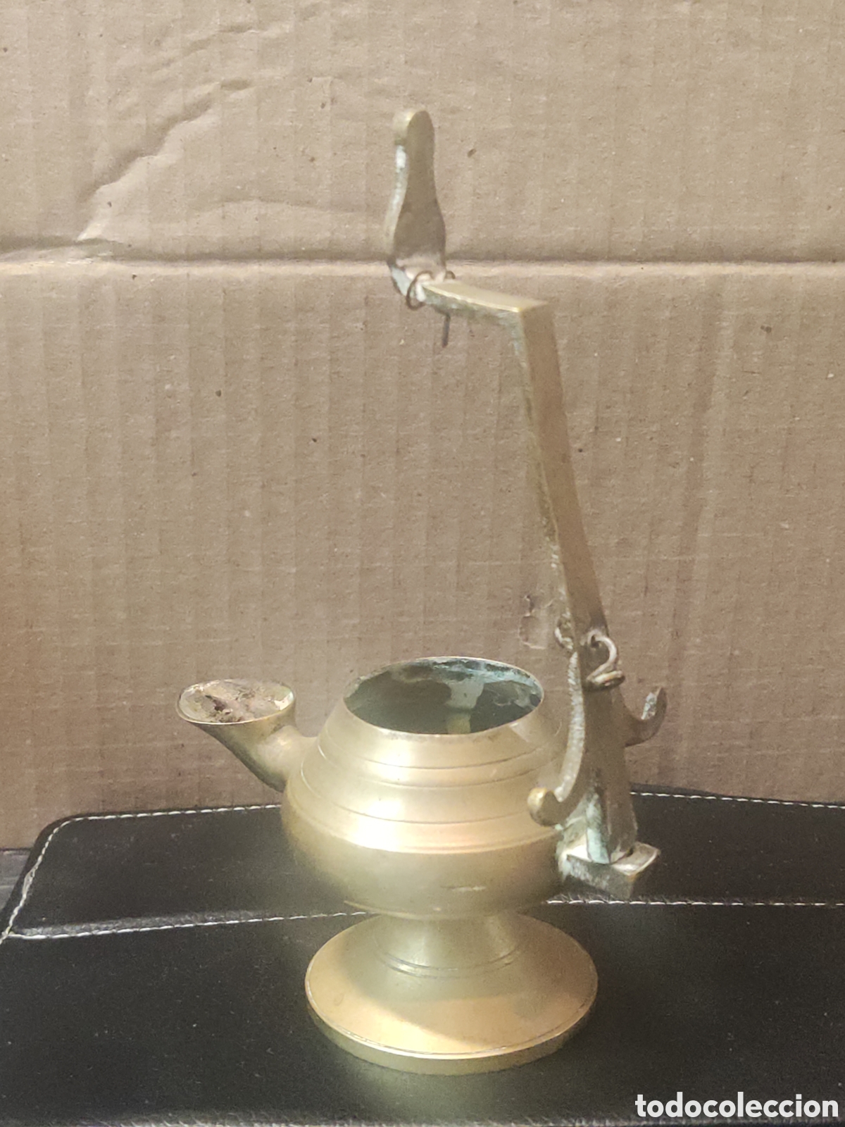 Antig&uuml;edades: Peque&ntilde;a lampara aceite. - Foto 3
