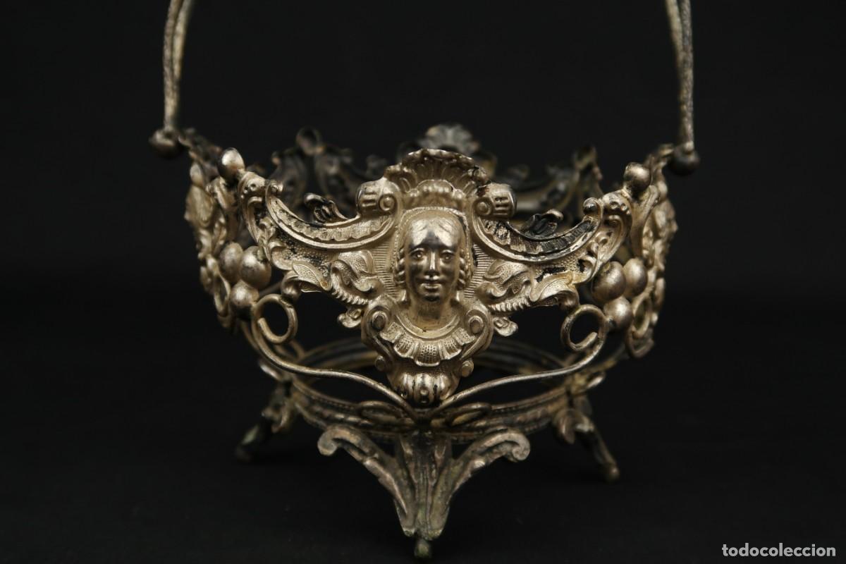 Antig&uuml;edades: Antigua Cesta de Metal Plateado - Foto 2