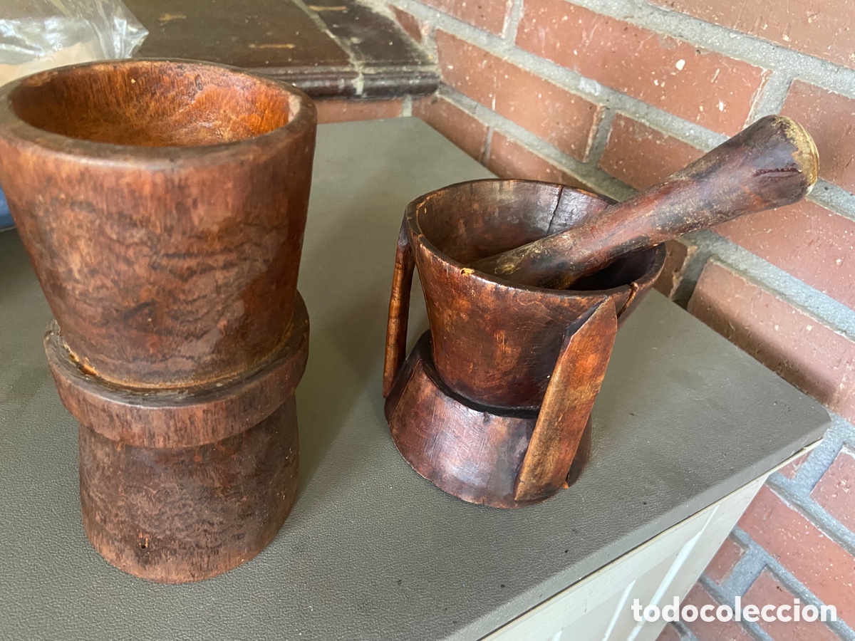 Antig&uuml;edades: Pareja de antiguos morteros de madera - Foto 1