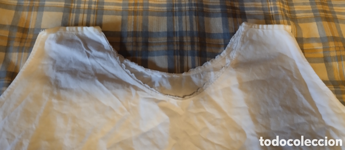 Antig&uuml;edades: 3 CAMISONES ALGODON CON PUNTILLA BORDADA. HECHOS A MANO - Foto 2
