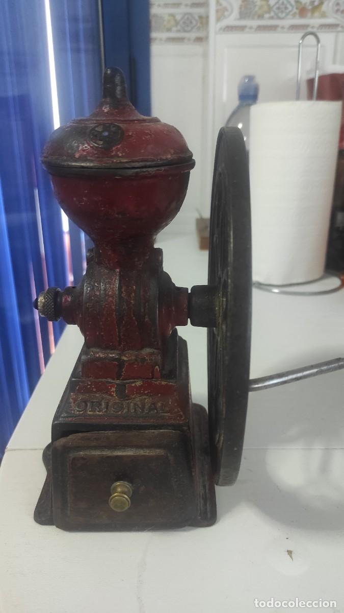 Antig&uuml;edades: Molinillo de caf&eacute;. Original patentado. A&ntilde;os 30