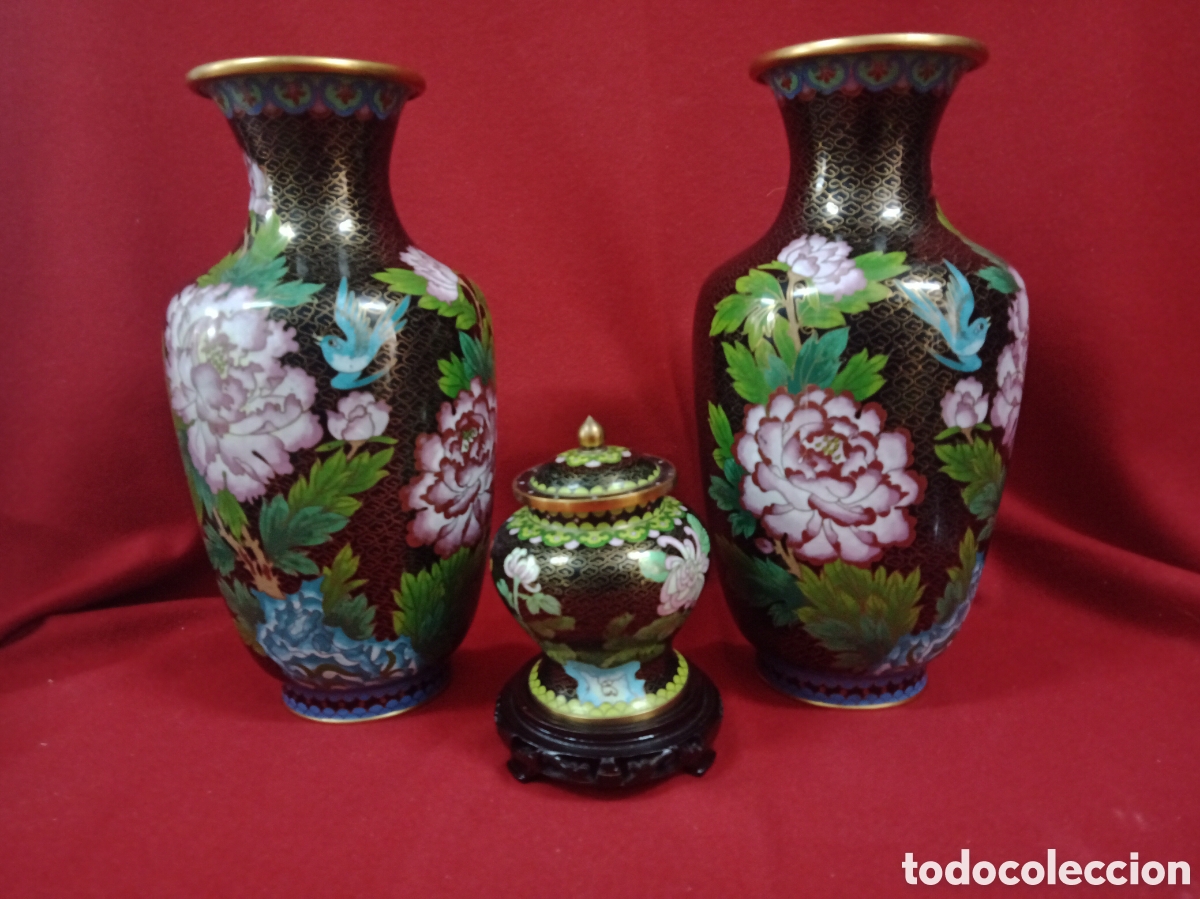 Antig&uuml;edades: Conjunto de jarrones chinos en esmalte cloisonne - Foto 1