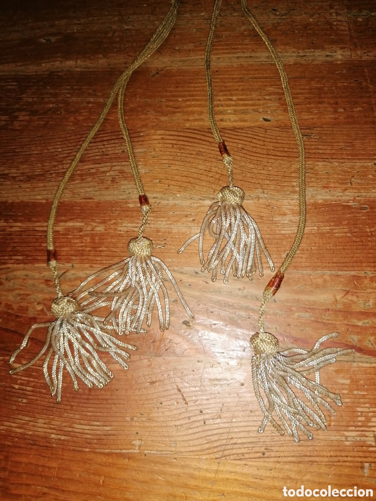 Antig&uuml;edades: Dos antiguos cordones de hilo de oro - Foto 3