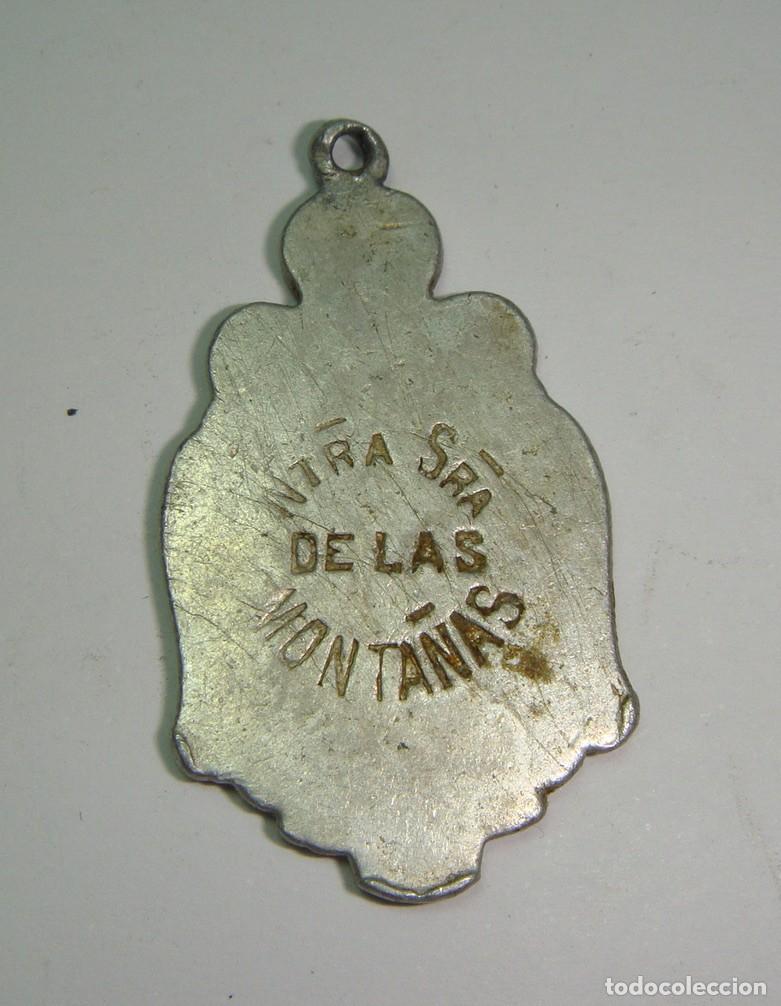 Antig&uuml;edades: Medalla de Nuestra Se&ntilde;ora de las Monta&ntilde;as. - Foto 2