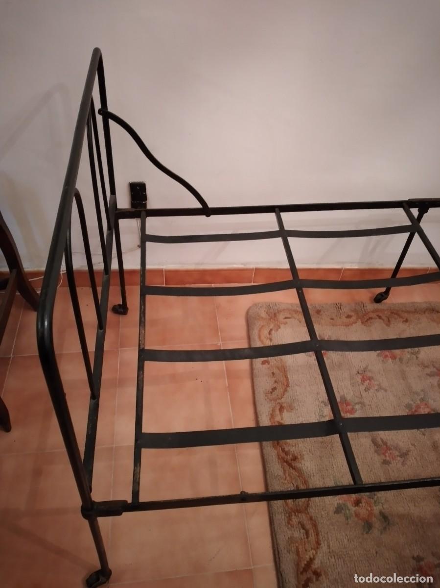 Antig&uuml;edades: Cama de hierro - Foto 4