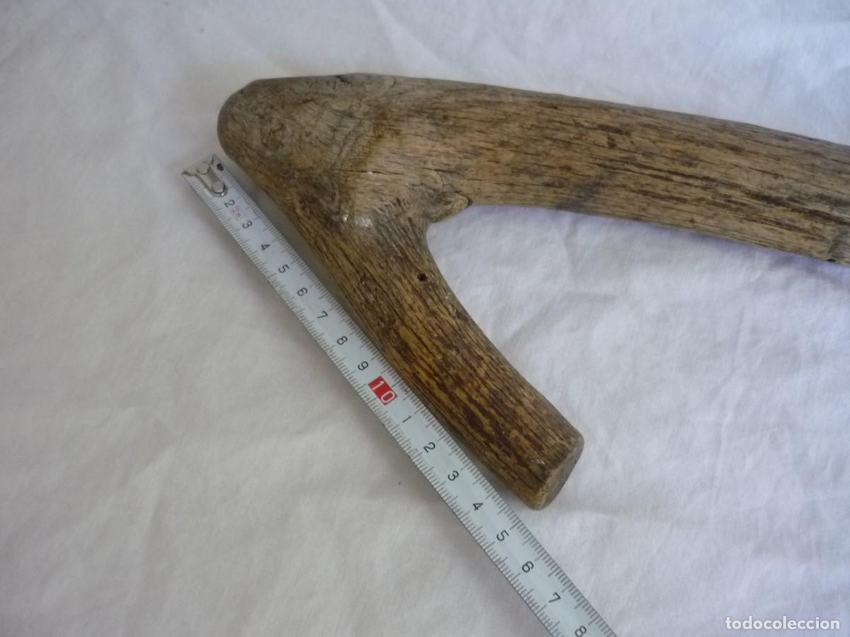 Antig&uuml;edades: Cierre de cincha o cintur&oacute;n, pieza r&uacute;stica de madera - Foto 4