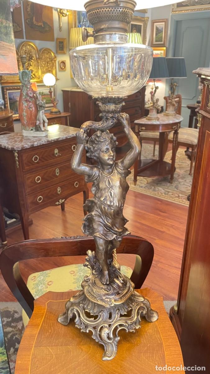 Antig&uuml;edades: L&aacute;mpara de bronce antiguo - Foto 2