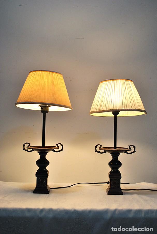 Antig&uuml;edades: PAREJA DE L&Aacute;MPARAS DE MESA COPAS - Foto 1