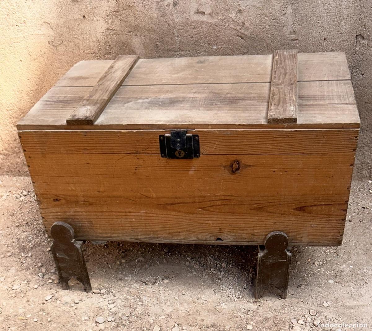 Antig&uuml;edades: ARCA DE MADERA ANTIGUA DE 93 X 60 X 36 CMS. - Foto 1