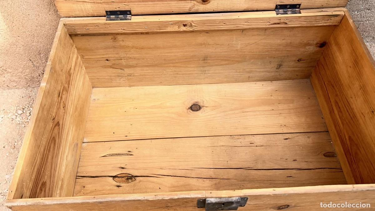 Antig&uuml;edades: ARCA DE MADERA ANTIGUA DE 93 X 60 X 36 CMS. - Foto 6