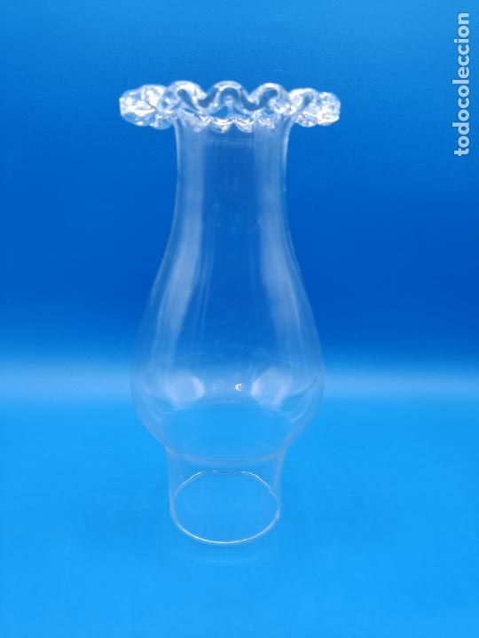 Antig&uuml;edades: TULIPA DE CRISTAL PARA QUINQUE - Foto 1