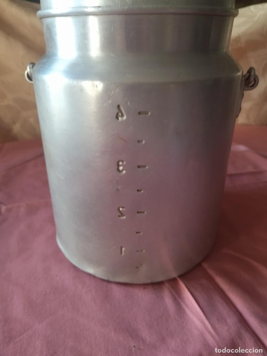 Antig&uuml;edades: Antigua lechera de de aluminio, 5 litros - Foto 4