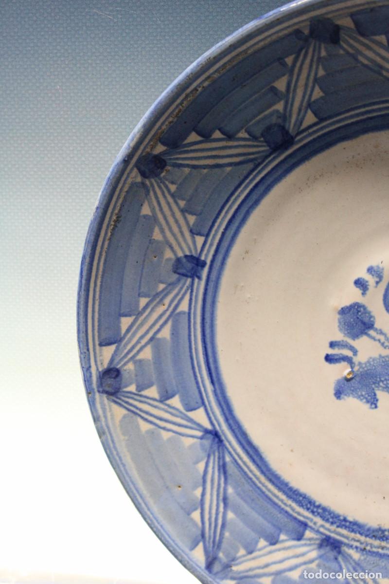 Antig&uuml;edades: Singular plato, lebrillo cer&aacute;mica de Muel. - Foto 3