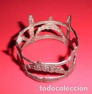 Antig&uuml;edades: CORONA METAL PLATEADO - Foto 1