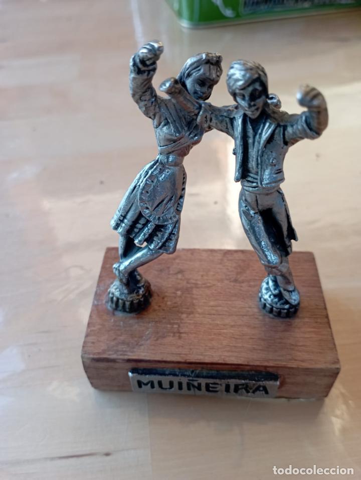 Antig&uuml;edades: FIGURA MU&Ntilde;EIRA EN PLATA. - Foto 3