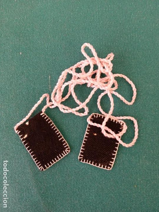 Antig&uuml;edades: NUESTRA SE&Ntilde;ORA DEL CARMEN - ESCAPULARIO - 2.8 X 2 cm. - Foto 2